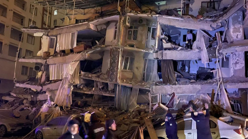 Түркиядағы жер сілкінісінен қайтыс болғандар саны 45 мыңнан асты