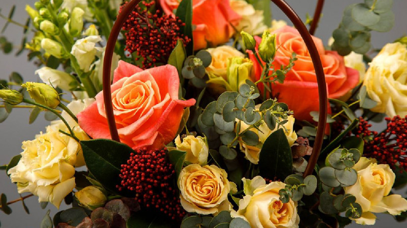 Розы и хризантемы: 1300 тонн цветов завезли в Казахстан