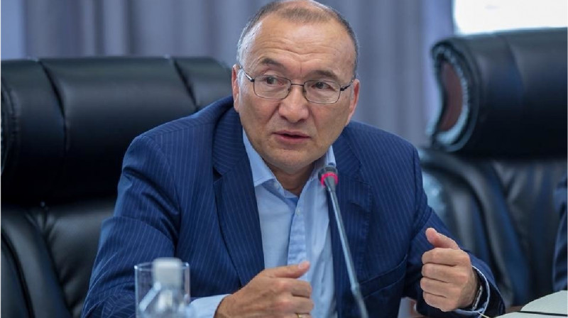 "Нечестная игра": ЦИК отменила решение о регистрации Асылбека Кожахметова на выборы в Мажилис