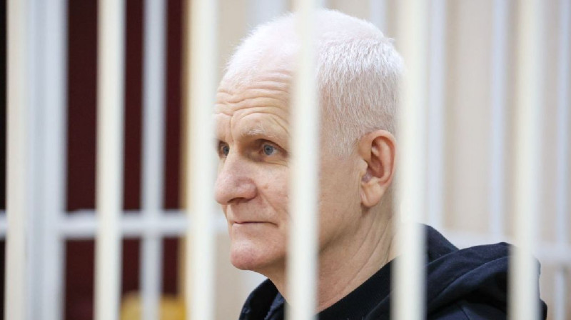 Нобелевский лауреат осужден на 10 лет в Беларуси