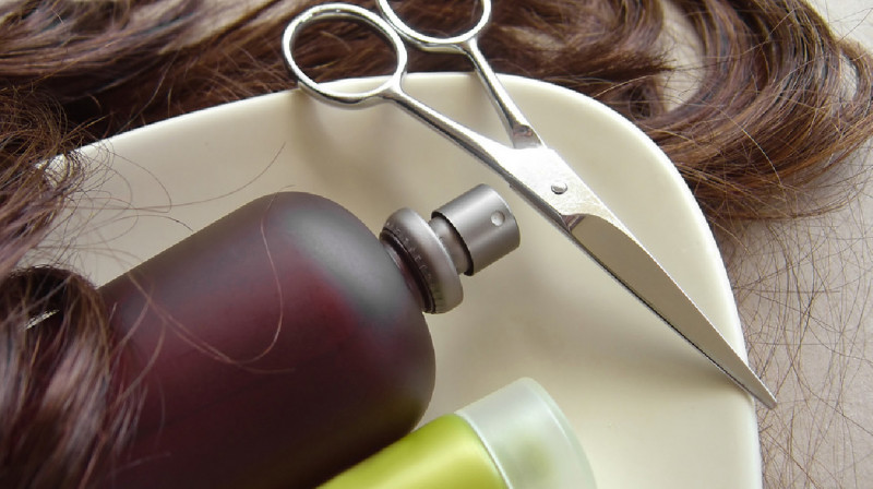 Ухаживать за волосами стало дороже в Казахстане