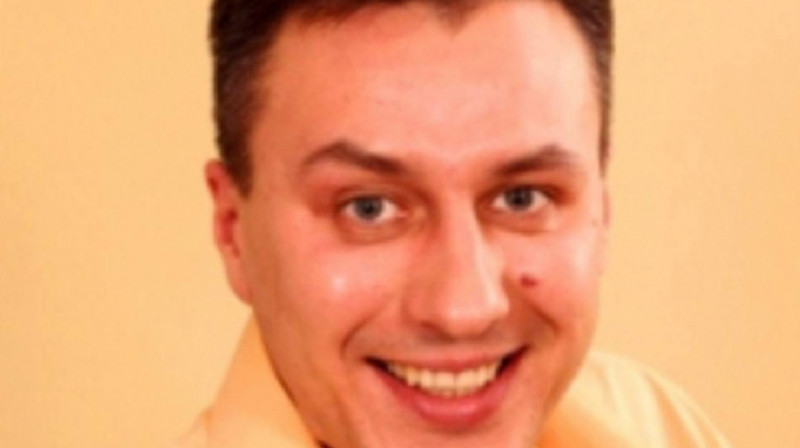 В Нижневартовске сотрудник мэрии взял в заложники трехлетнего сына и открыл стрельбу с балкона