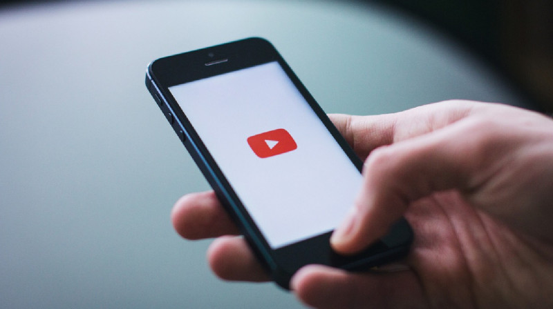 YouTube не будет демонетизировать видеоролики с матом