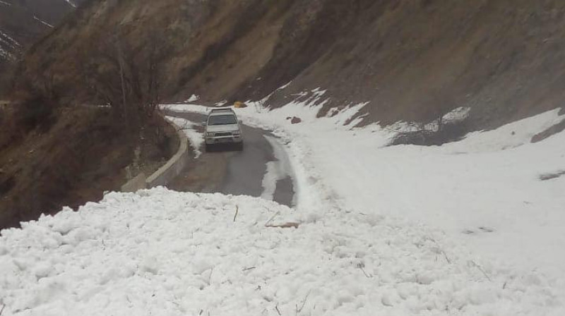 В горах Алматинской области около 10 человек оказались отрезаны от цивилизации