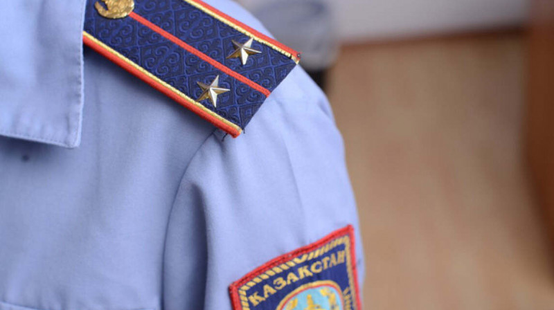 Жители Северного Казахстана устроили драку с полицейскими