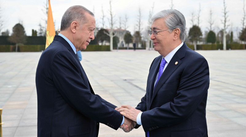 Тоқаев Анкарада Ердоғанмен кездесті