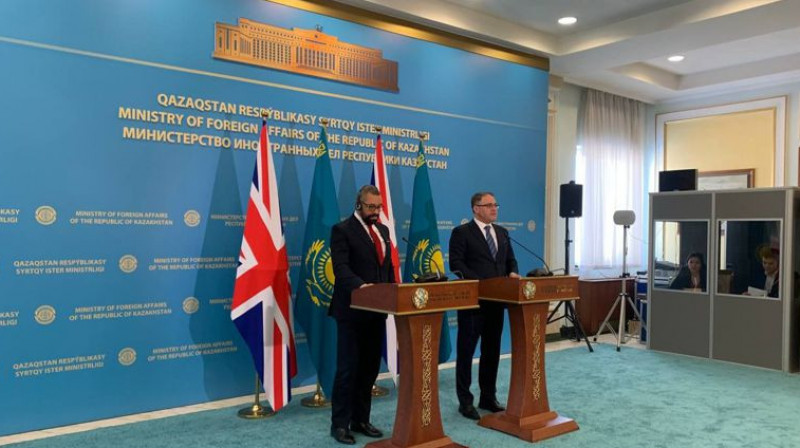 "Великобритания ценит позицию Казахстана в вопросе целостности Украины" - Джеймс Клеверли