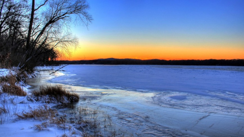 В Павлодаре на льду Иртыша найдено тело мужчины