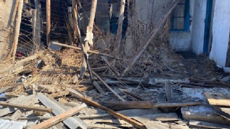 В Туркестане в результате взрыва газа пострадала семья из четырех человек