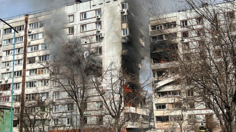 Во время ракетного обстрела в Запорожье пострадало 34 человека