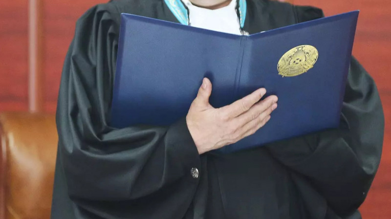 Присяжные Алматы оправдали обвиняемого в убийстве подростка