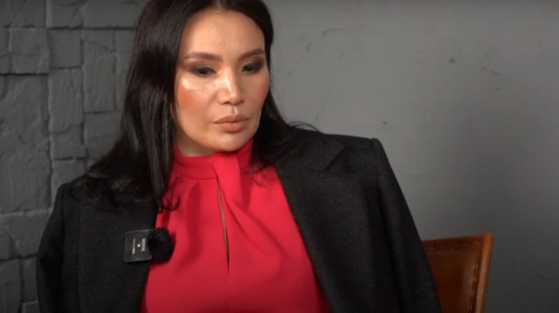 Токал Болата Назарбаева рассказала о дорогих подарках и призналась в наркомании