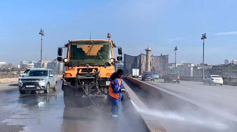 «Генеральная уборка» в столице: в работах задействовано около 2 тыс. человек