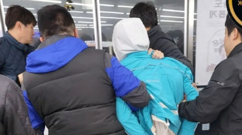 В МИД РК прокомментировали побег казахстанцев из аэропорта Инчхона