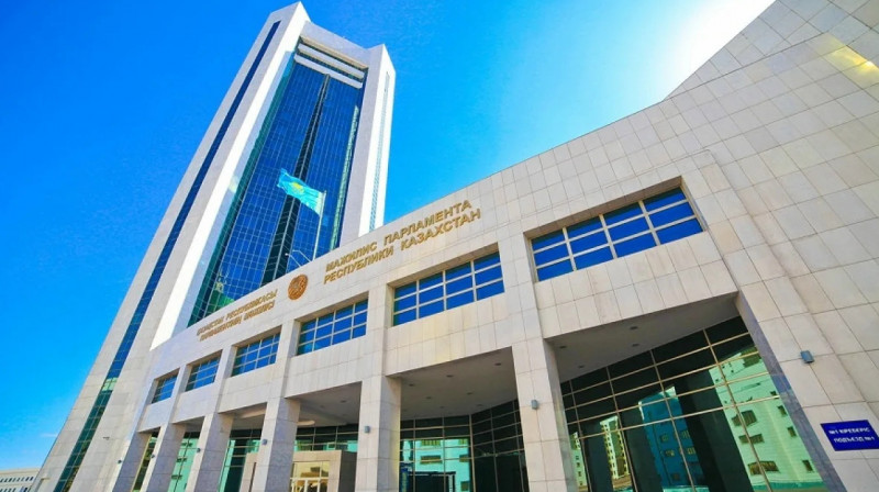 ЦИК зарегистрировала депутатов Мажилиса VIII созыва