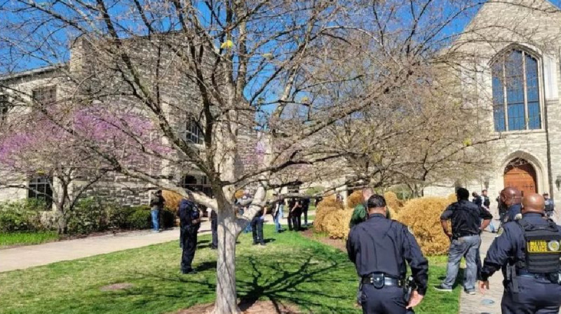 Шесть человек погибли в результате стрельбы в христианской школе в Нэшвилле