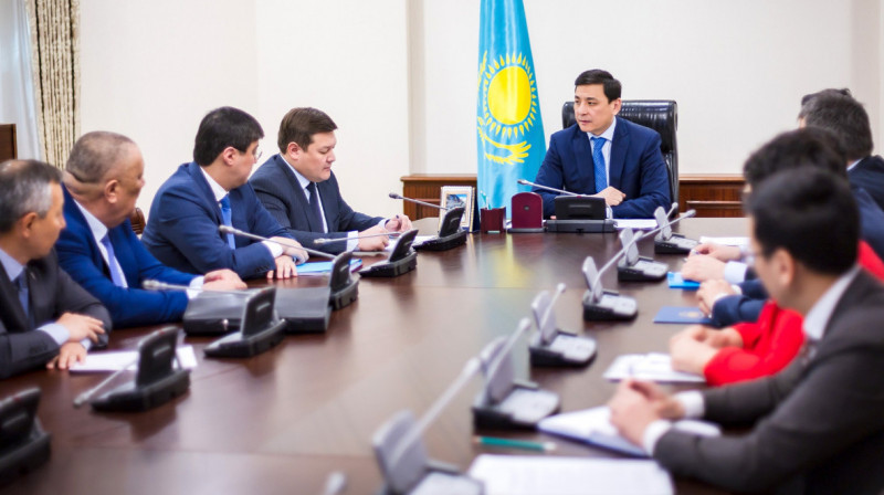 "Перекладывают ответственность на подчиненных": президент раскритиковал министров