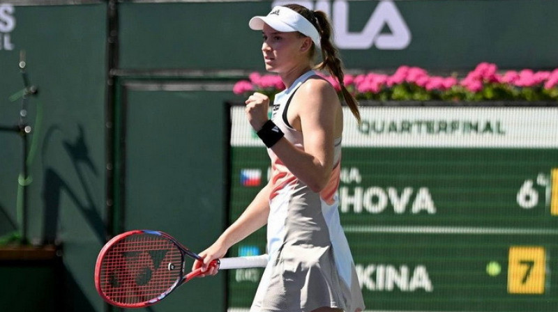 Рыбакина вышла в полуфинал Miami Open