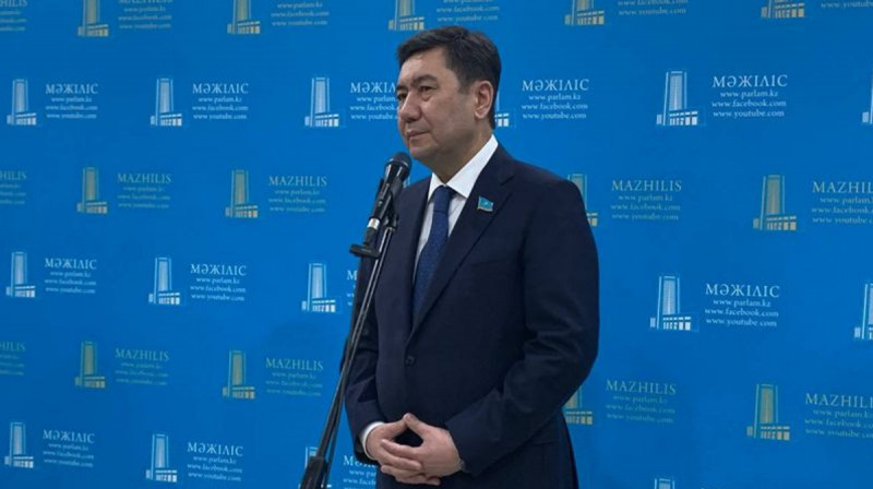 Снимут ли Смаилова с поста премьера ответил Кошанов