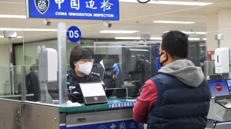 Китай разрешил для иностранных туристов групповые туры в страну