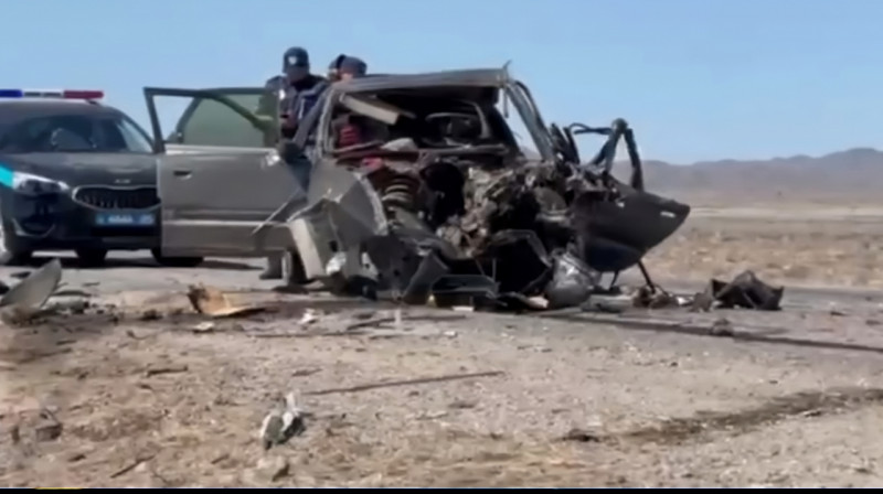 На трассе в Алматинской области в результате ДТП погибло 5 человек