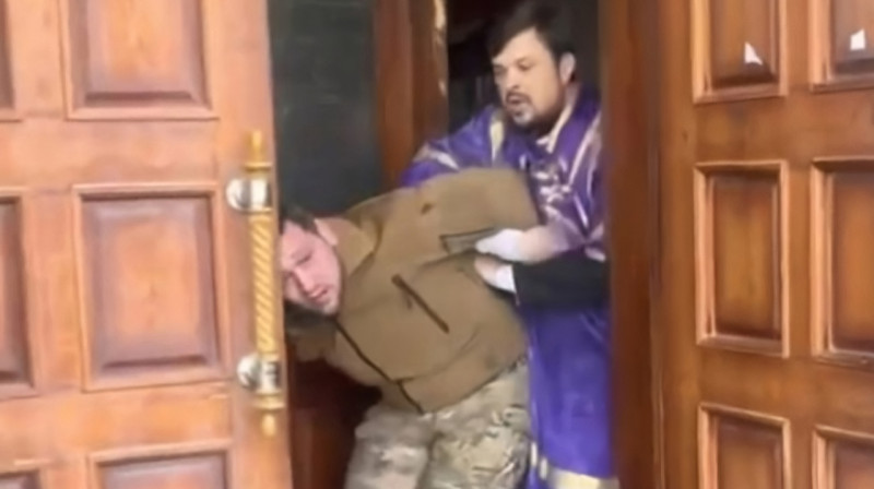 В полиции прокомментировали конфликт священника и военного в УПЦ Хмельницкого