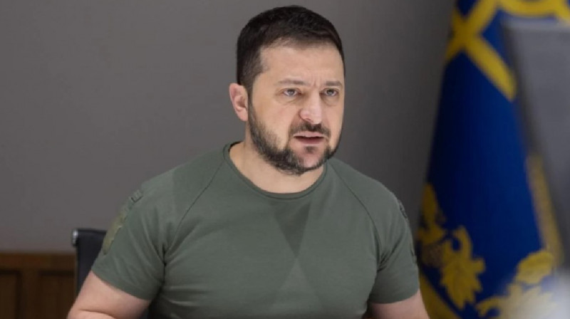 Зеленский пожелал Путину "провести остаток своих дней в подвале и с ведром вместо туалета"