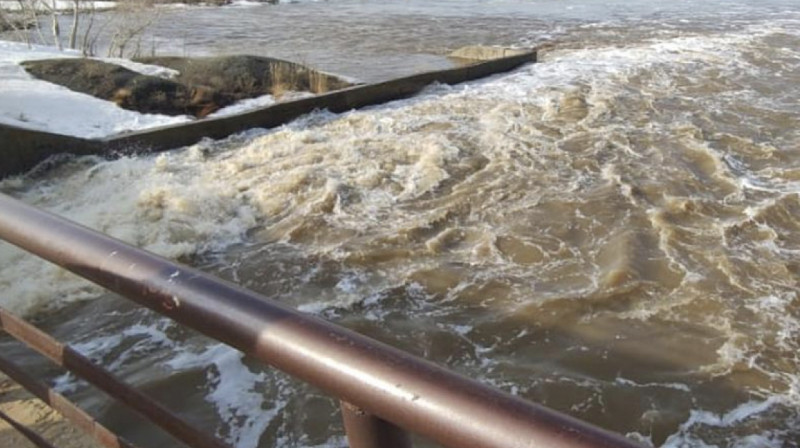 Село Железнодорожное затопило в Костанайской области