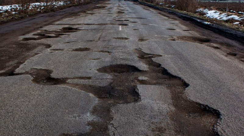 «Платим налоги, где дороги?» - казахстанцы запустили новый челлендж в TikTok