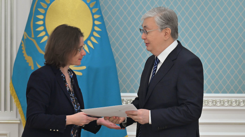 Тоқаевқа Франция президенті Эмманюэль Макронның хаты табысталды