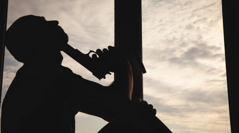 Алматыда зорланған мұғалім өзіне қол жұмсады