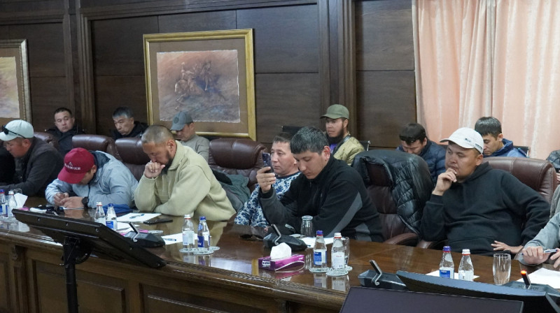 Комиссия рассмотрит требования бастующих в Жанаозене