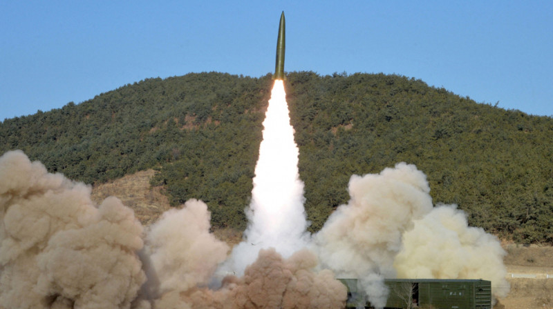 На японском острове Хоккайдо объявили массовую эвакуацию из-за пуска ракеты КНДР