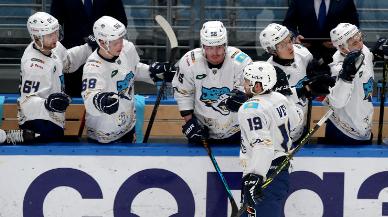 Хоккеиста из Темиртау уличили в двойном гражданстве: спортсмен отказался от казахстанского