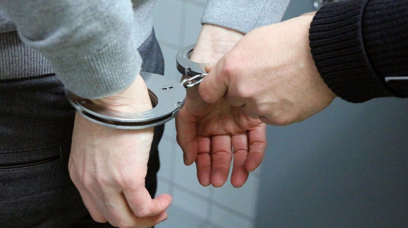 Подозреваемый в изнасиловании несовершеннолетней задержан в Алматинской области