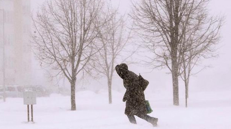 В трех городах Казахстана ожидаются штормы и заморозки