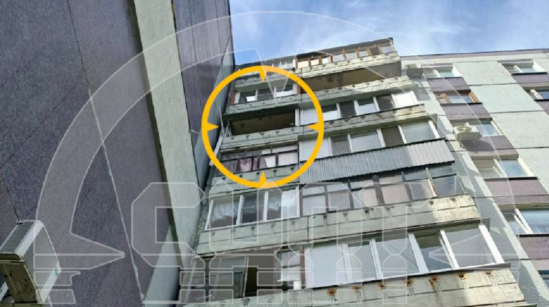 В Пензе из-за церковной свечи взорвался дезодорант, в квартире выбило окна и двери