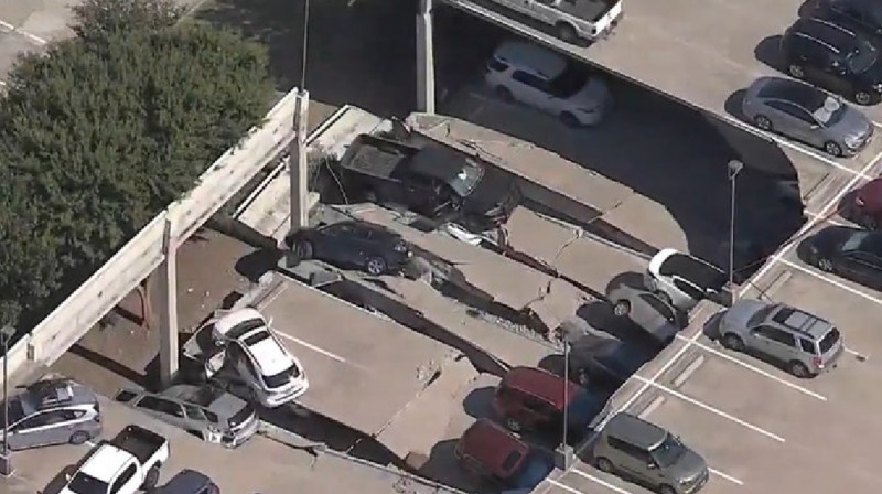 Видео: В Нью-Йорке обвалилась многоэтажная парковка с десятками машин. Есть погибшие