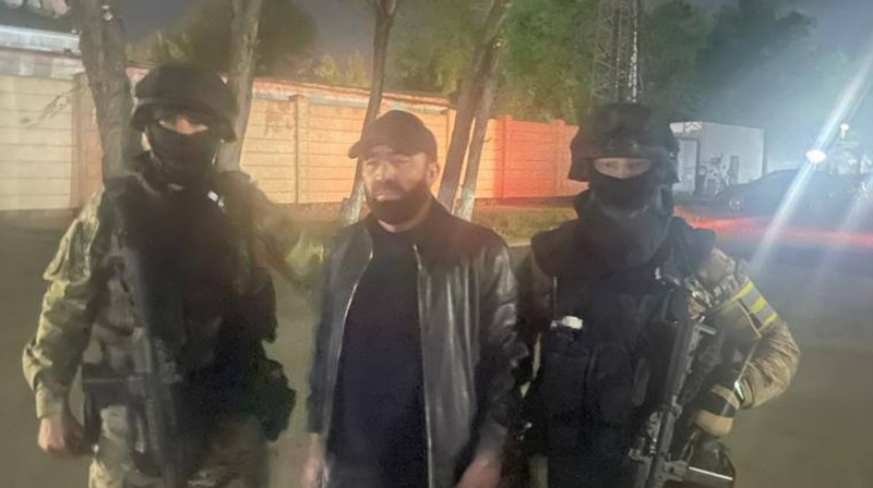 Одного из членов ОПГ "Крыкбаевские" задержали в Шымкенте
