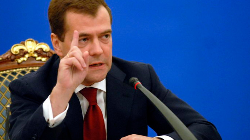 "Иногда случаются происшествия" – Медведев намекнул на смерть подрывателей машины Прилепина