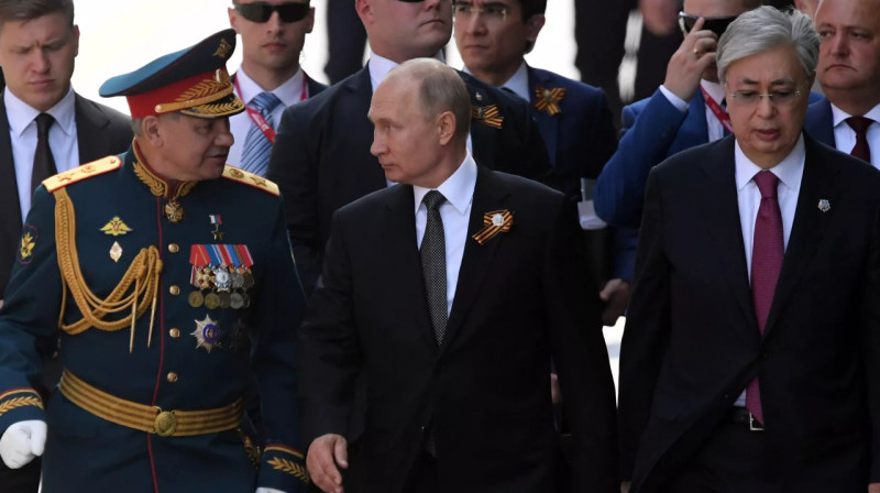 Путин встретил Токаева в Кремле перед парадом