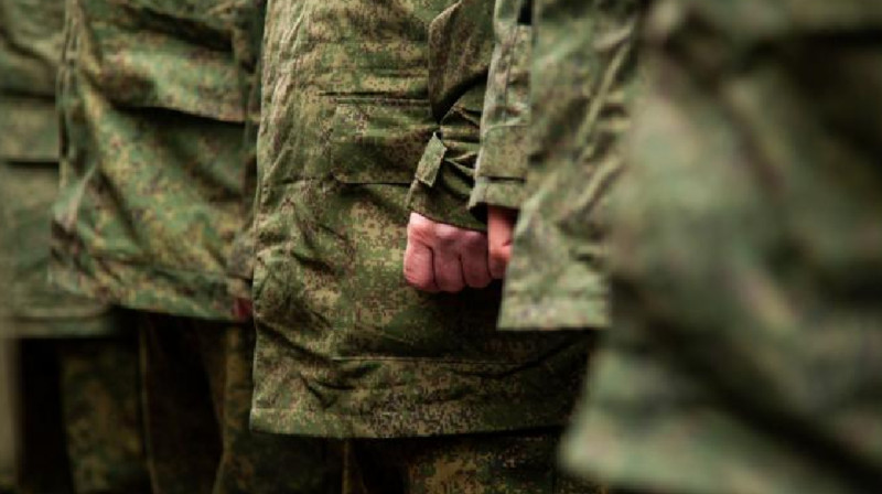 Неслуживших россиян могут призвать на военные сборы отдельным составом