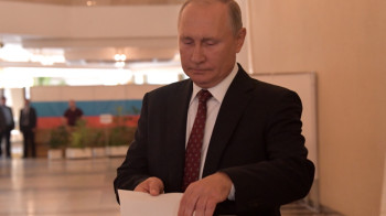 "Кто угодно, только не Путин": половина россиян хочет нового президента