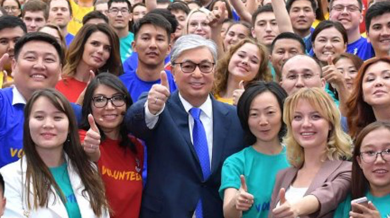 Токаев поздравил казахстанцев с Международным днем защиты детей