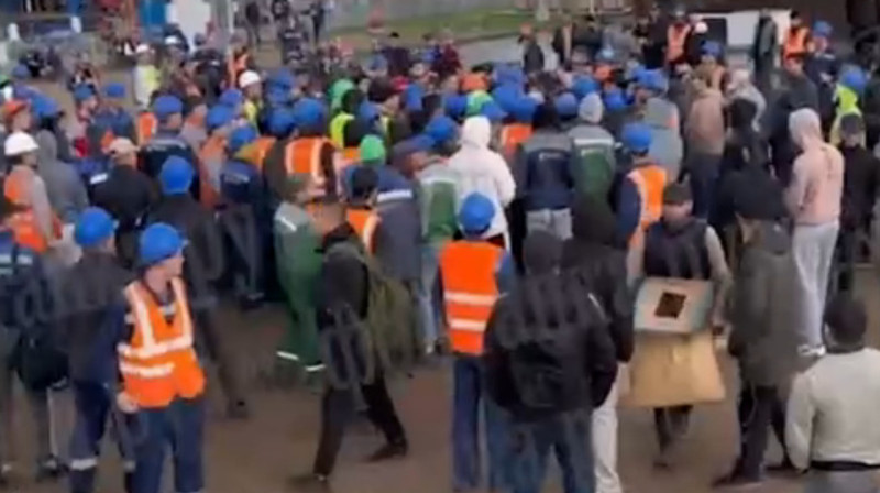 В Санкт-Петербурге произошла массовая драка с рабочими из Центральной Азии