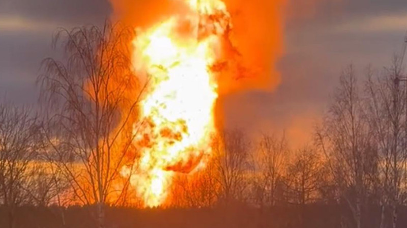 Газопровод загорелся в Москве, есть погибший