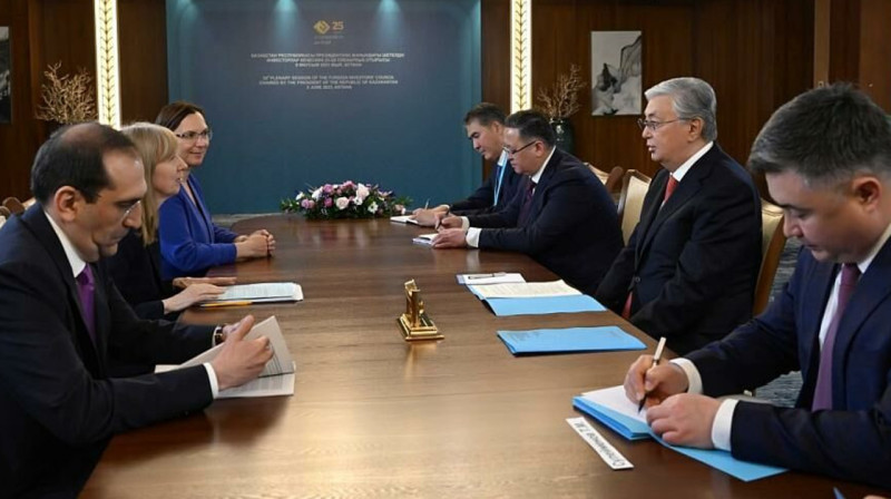 Токаев встретился с вице-президентом Всемирного банка