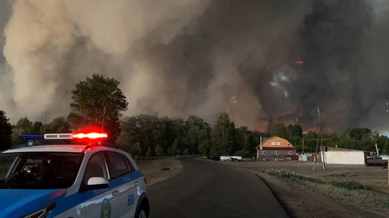 Вторая волна большого огня в области Абай - репортаж с места ЧС