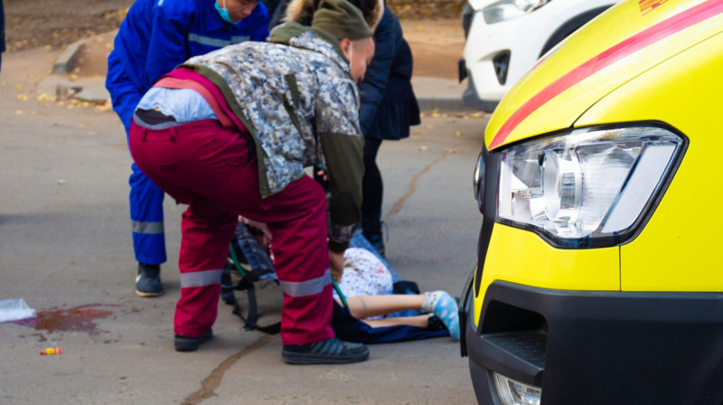 ДТП с участием мотоциклиста унесло жизнь 11-летней девочки в Жетысу