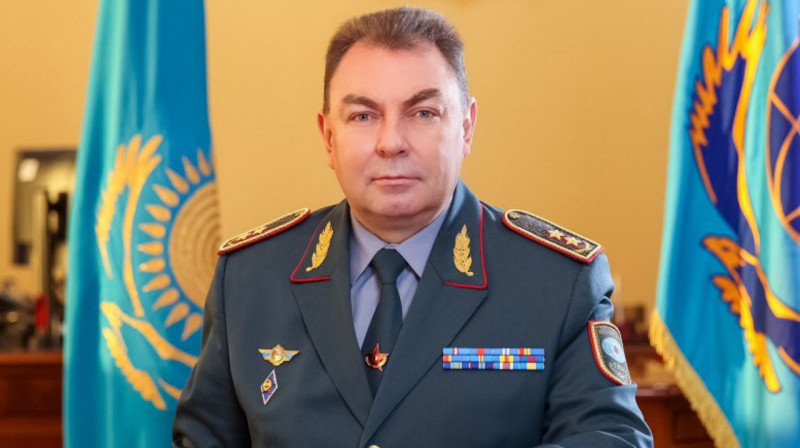 Бывший министр по ЧС Юрий Ильин проходит свидетелем по делу о пожарах в Абайской области.